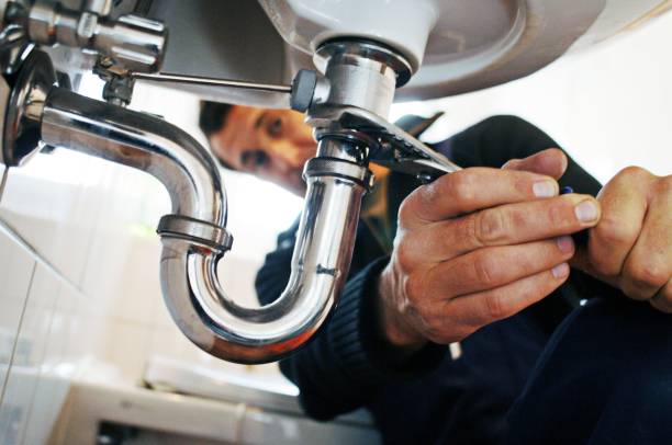 Best Clogged Drain Plumber  in East York, PA